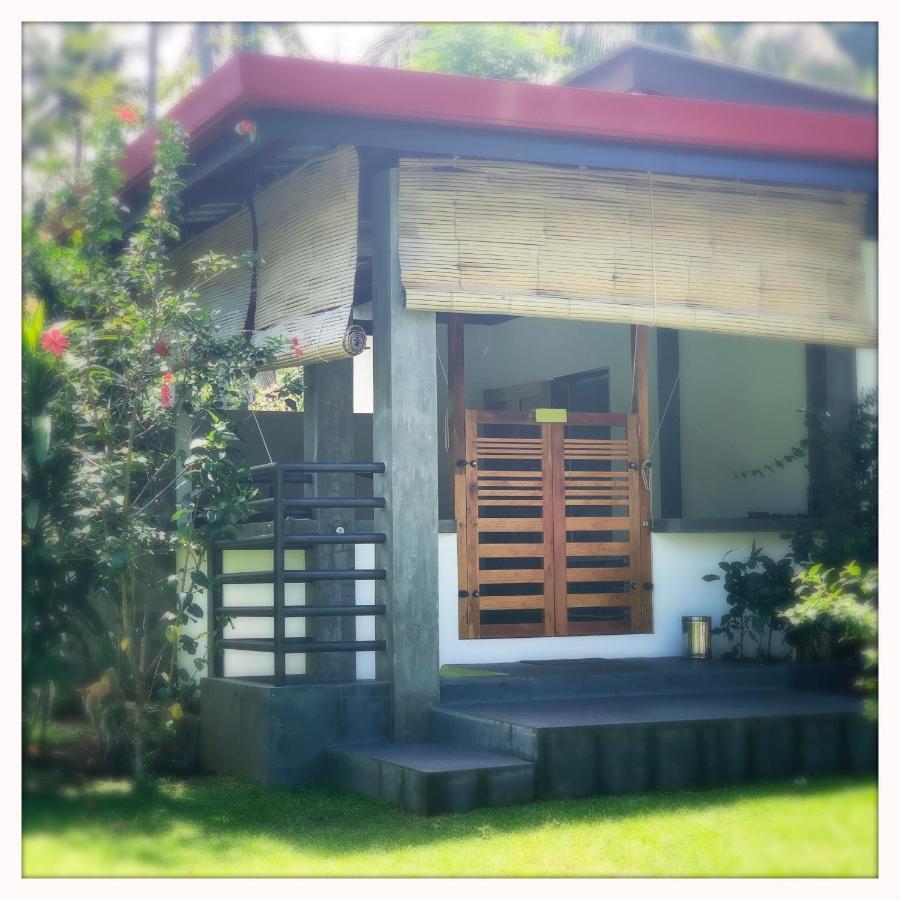 Somewhere Else Boutique Resort Mambajao Exterior foto