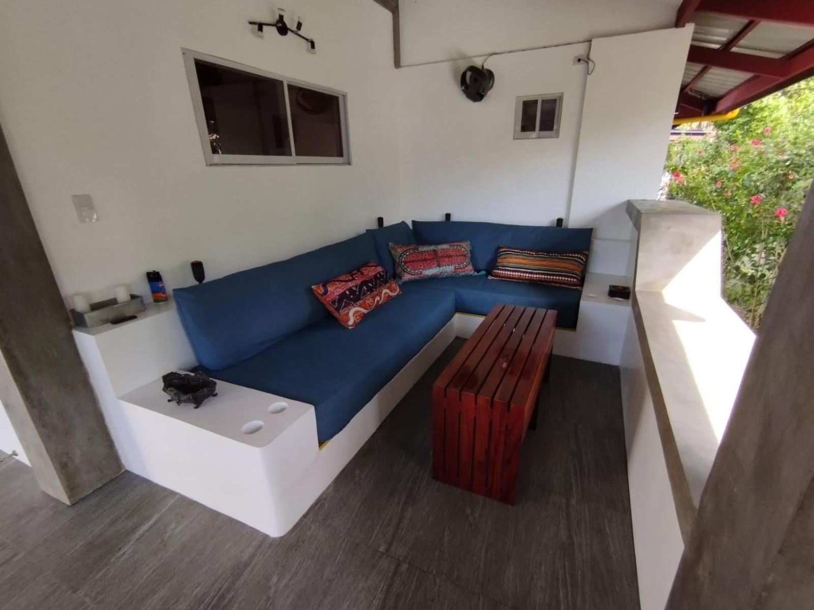 Somewhere Else Boutique Resort Mambajao Exterior foto