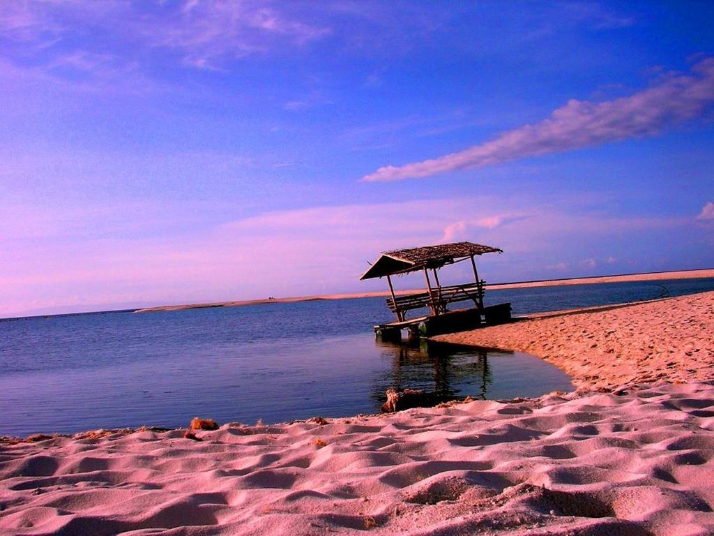 Somewhere Else Boutique Resort Mambajao Exterior foto