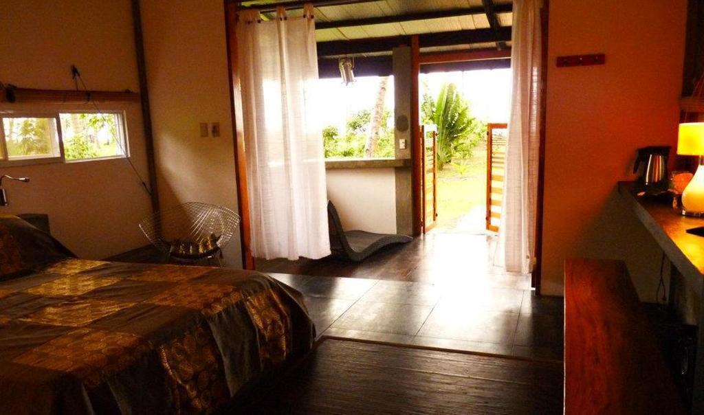 Somewhere Else Boutique Resort Mambajao Exterior foto